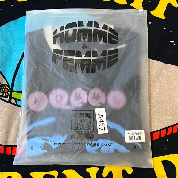 Homme Femme Teary Eye Tee - Picture 9 of 9